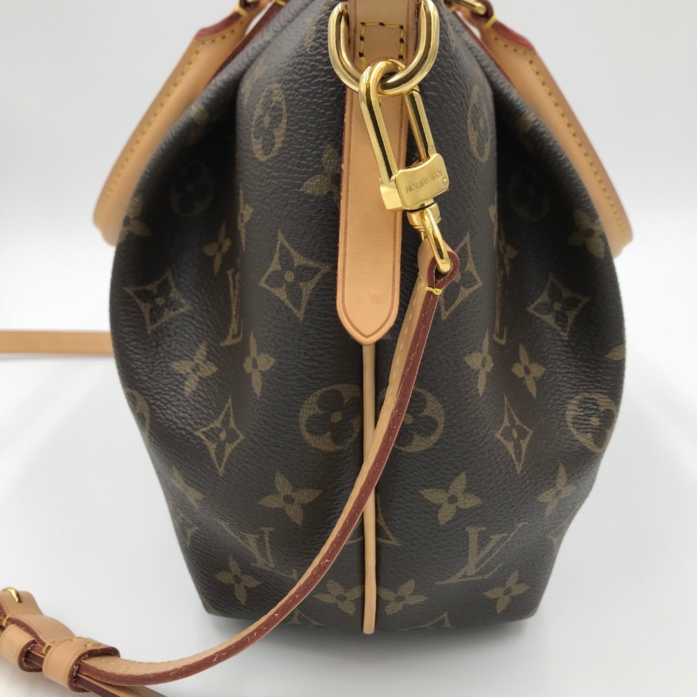 ❤️SOLD❤️Authentic Louis Vuitton Monogram  Turenne - Picture 6 of 8